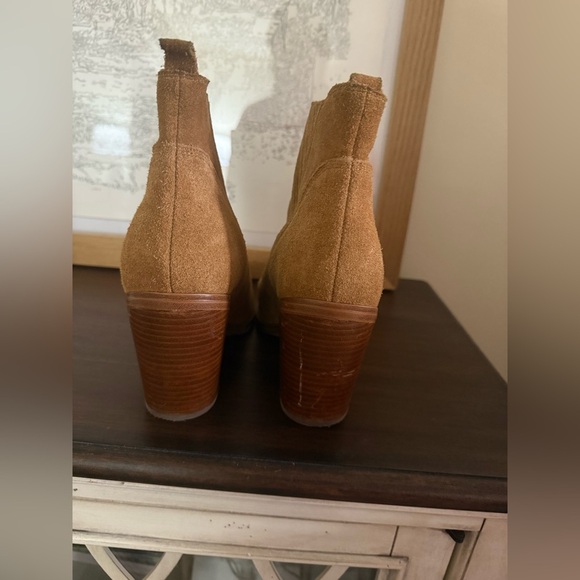 MARC FISHER ALVA POINTY TOE BROWN SUEDE BOOTIE SIZE 11 - Picture 5 of 6